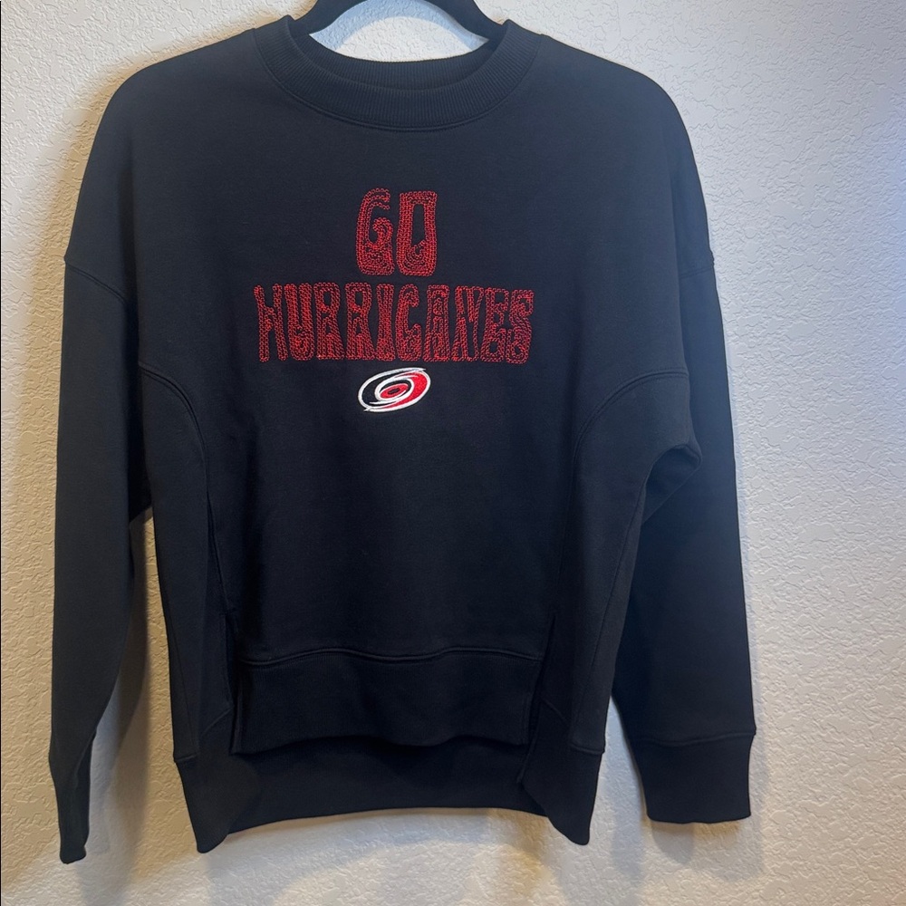 Carolina Hurricanes Sweatshirt Women’s Size Medium